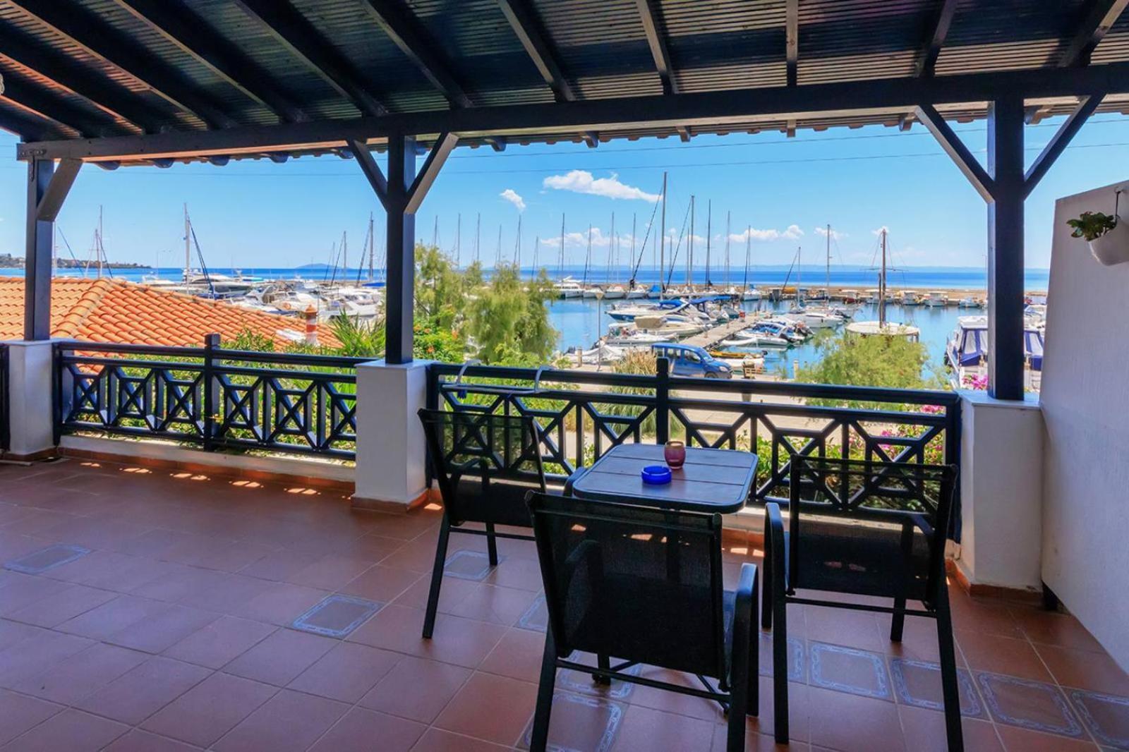 Nikiti Seafront Blue Nikiti (Sithonia) Exterior foto